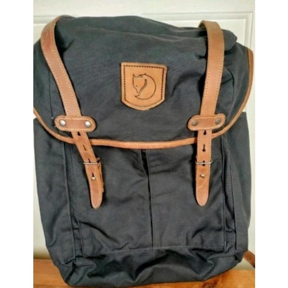 Fjällräven Rucksack No. 21 Medium - Black G-1000 Canvas & Leather Backpack
